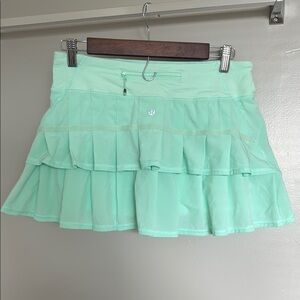 Mint lululemon skirt
